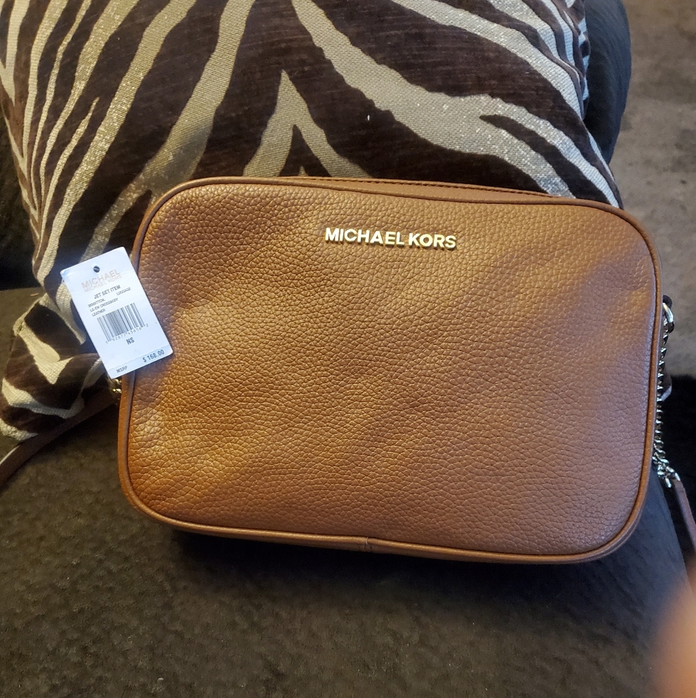 NWT Michael Kors Jet Set Crossbody